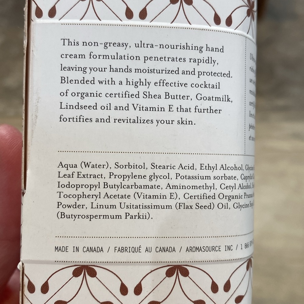 Lucia Hand & Body Cream - Picture 5 of 7